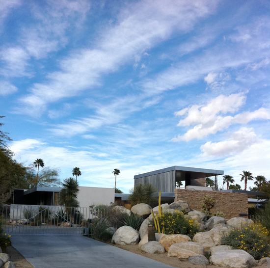 The-Gay-Guide-Network-Palm-Springs-Barry-Manilow-Home